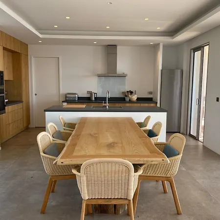 Luxury Agnese L Sea View & Infinity Pool Villa *